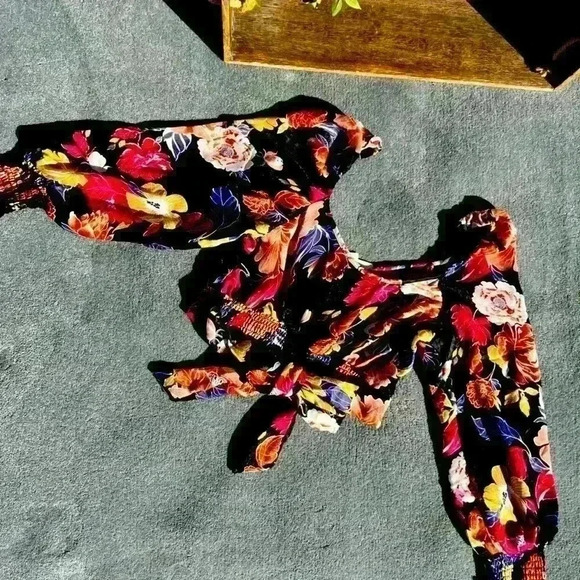 NEW Band Of Gypsies - SUPER CUTE BlackBerry crop top with ties! Band Of The Free - Picture 11 of 11